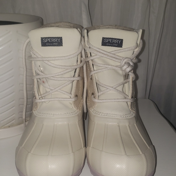 Sperry boots - Picture 2 of 4